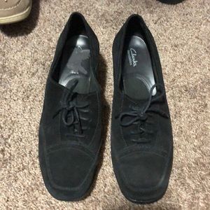 Clarks bendables black suede shoes size 9.5
